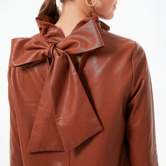 Tuckernuck Cognac Faux Leather Faye Blouse Size Small - Picture 3 of 11